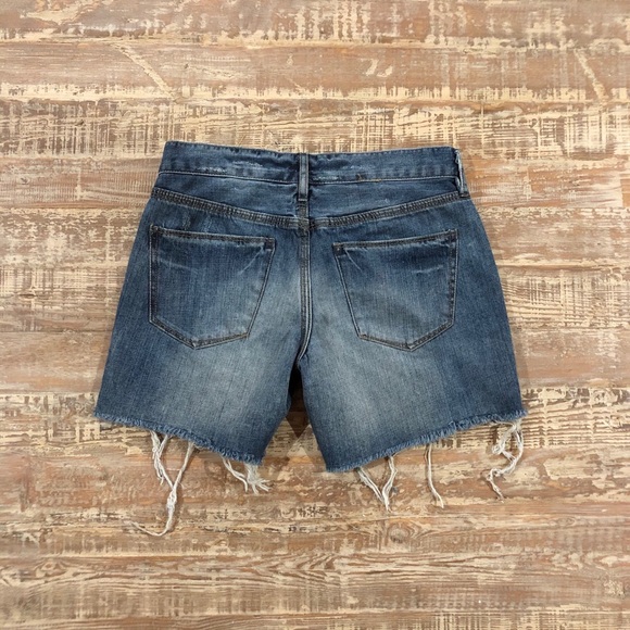 NWOT Madewell Distressed denim shorts raw hem - Picture 2 of 2